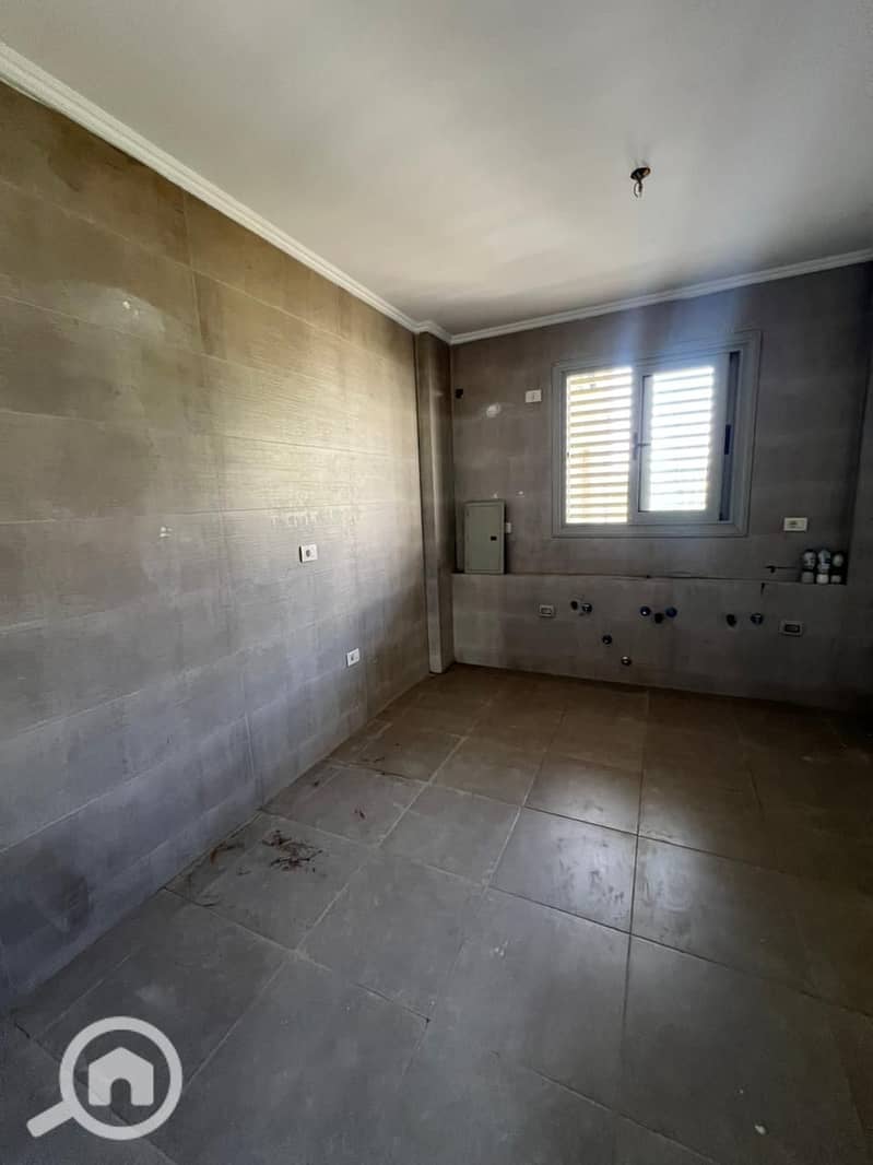 4 87feef8c-c6a5-46c2-9096-f03926b01355. jpg