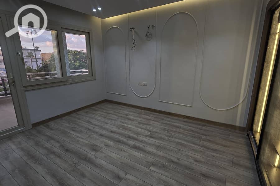 3 Untitled-1_0002_WhatsApp Image 2025-09-27 at 5.16. 19 PM. jpg