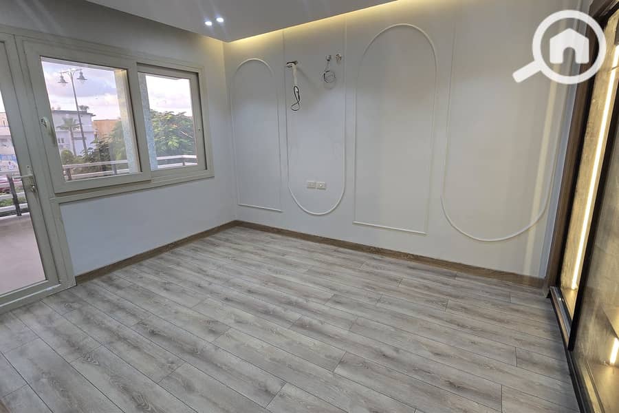 7 Untitled-1_0008_WhatsApp Image 2025-09-27 at 5.16. 18 PM (2). jpg