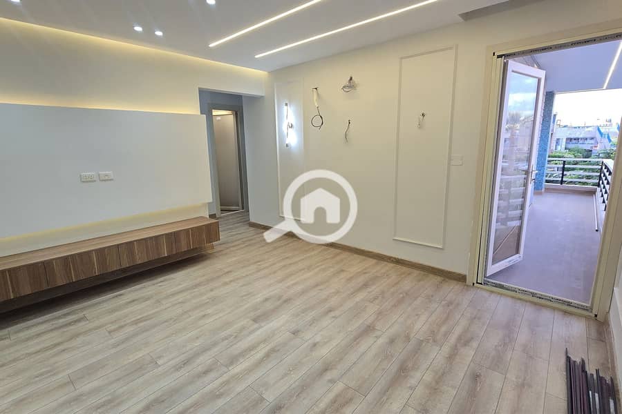 18 Untitled-1_0021_WhatsApp Image 2025-09-27 at 5.16. 23 PM (1). jpg