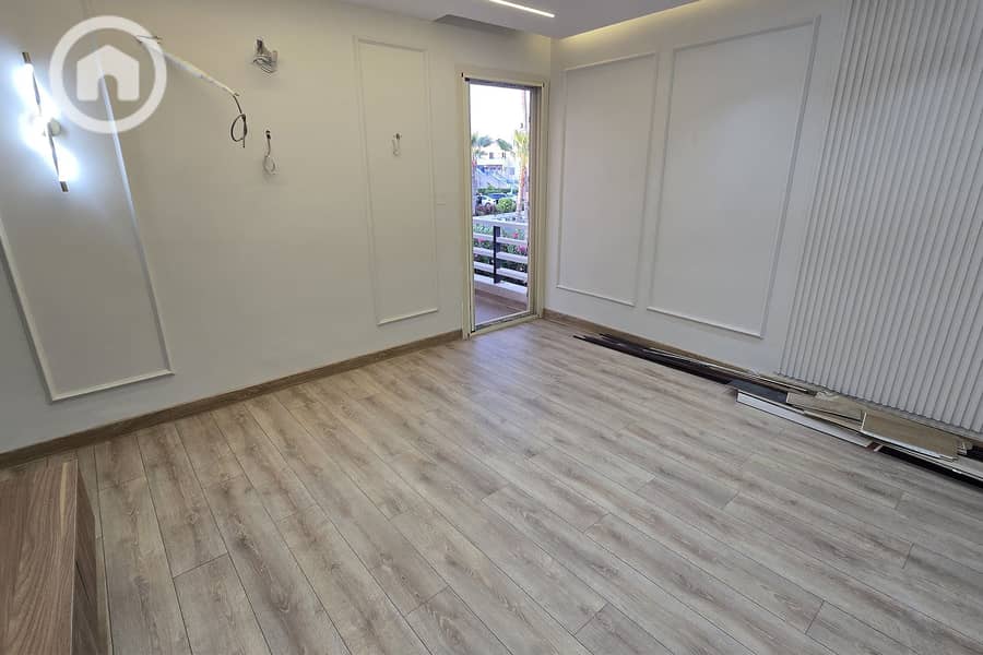 19 Untitled-1_0023_WhatsApp Image 2025-09-27 at 5.16. 21 PM. jpg