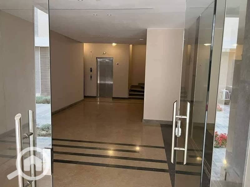 7 475516156_1424748742264453_3982202301063870355_n. jpg