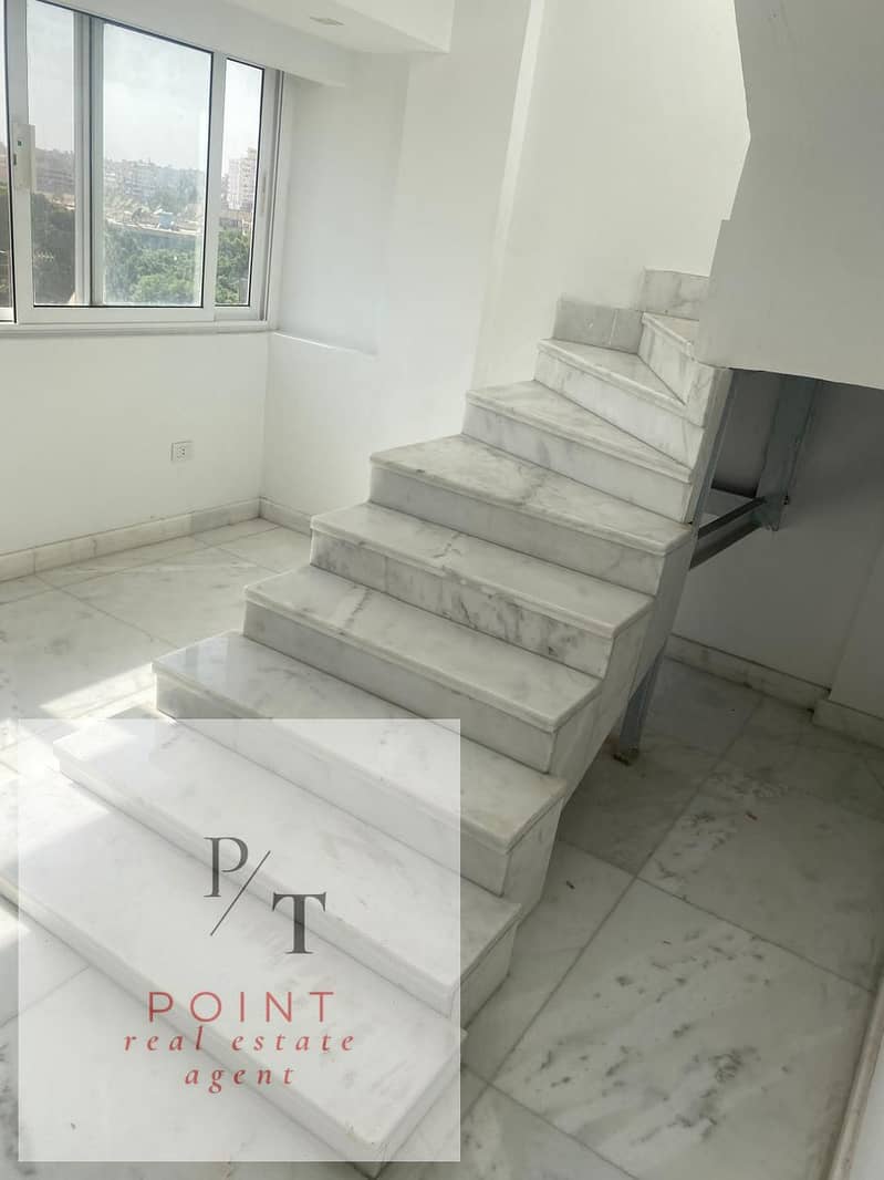 1000172785. jpg 1000172785. jpg