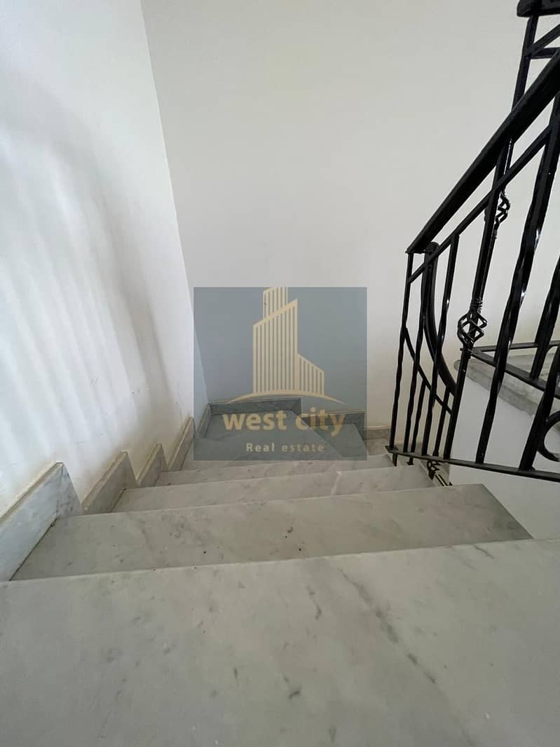 8 IMG-20251112-WA0208. jpg