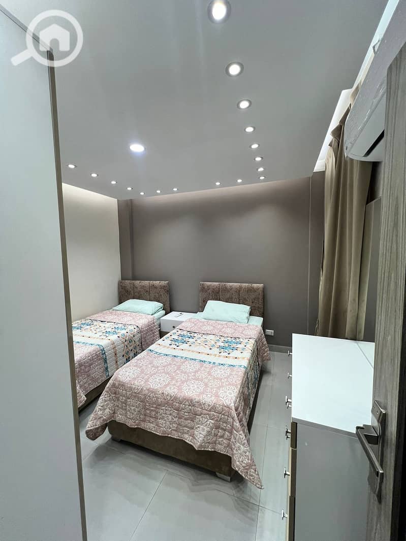 fbd4fca4-7476-48dc-9c24-2e81df529b6b. jpeg fbd4fca4-7476-48dc-9c24-2e81df529b6b. jpeg