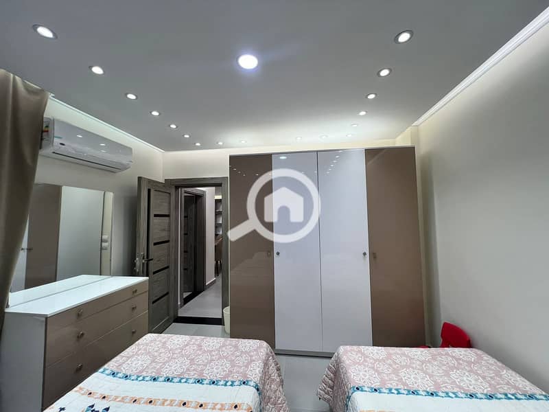 4 f028af29-1a5a-4018-88ca-27f561b0f4e6. jpeg