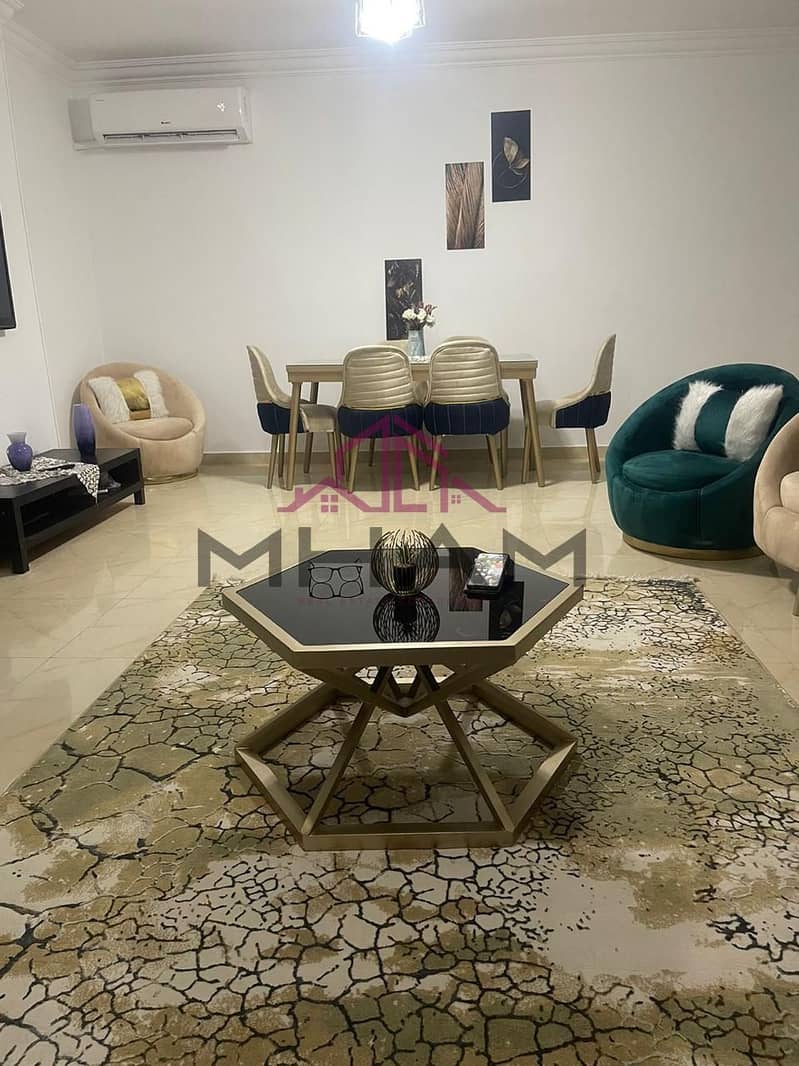 2 photo_5841628716746869674_y. jpg