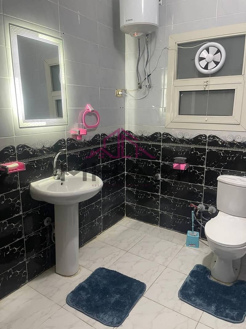 5 photo_5841628716746869676_y. jpg