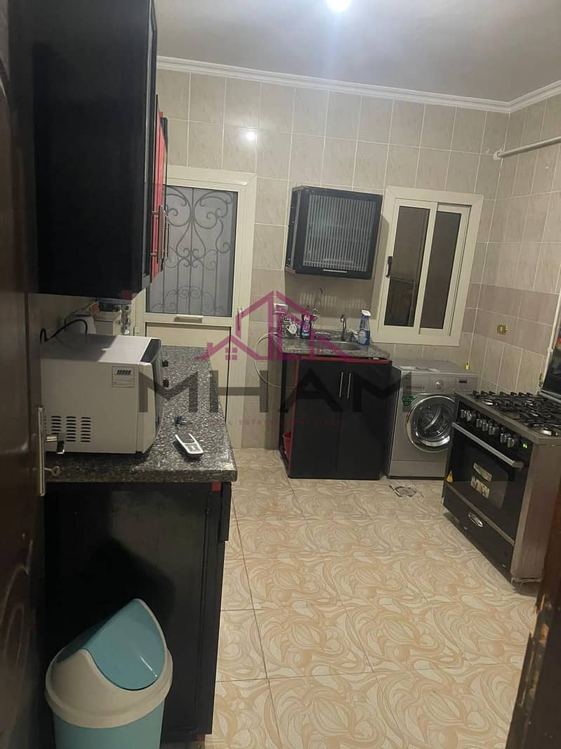 8 photo_5841628716746869679_y. jpg