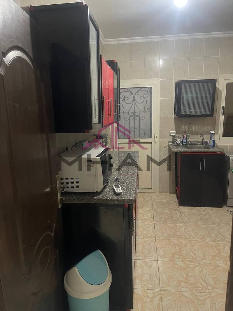 12 photo_5841628716746869685_y. jpg