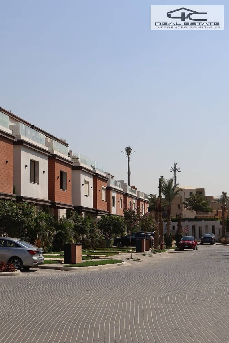 3 WhatsApp Image 2025-10-05 at 6.39. 28 PM (1). jpeg