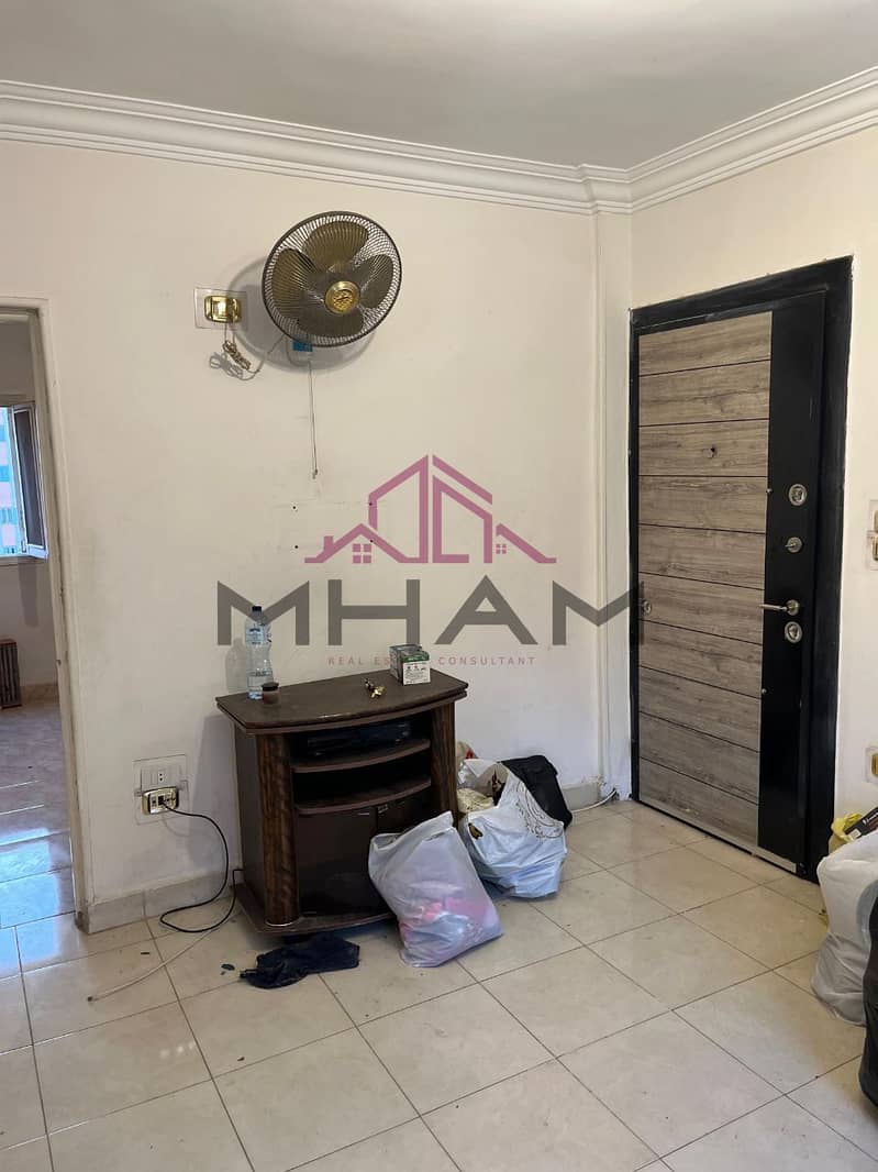 2 photo_5841651630397394347_y. jpg