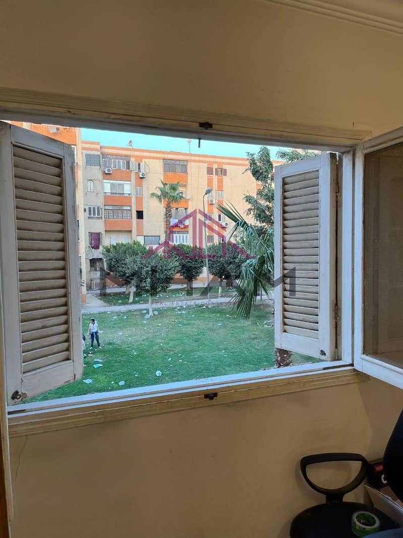 12 photo_5841651630397394355_y. jpg