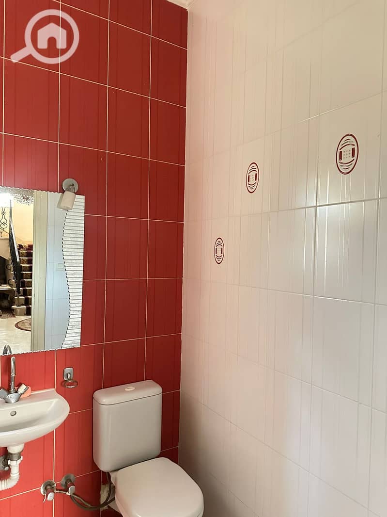 10 d0d12d32-706a-4cbb-8073-eec28a92daa1. jpeg