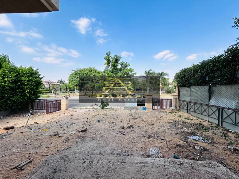 3 3cf8d3bb-6c79-4a89-abe1-68f86eca24ea. jpg