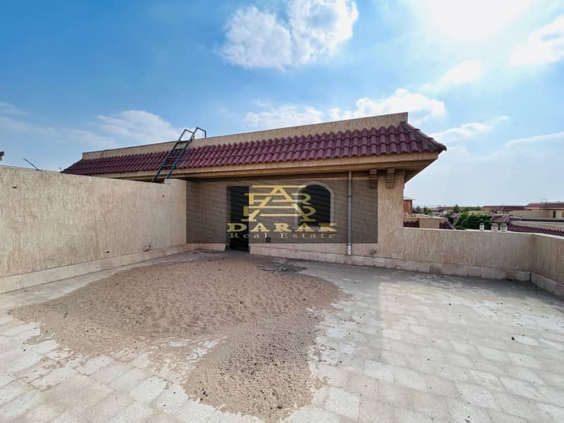 5 79310522-02db-4151-9309-3b87b0c1fd25. jpg