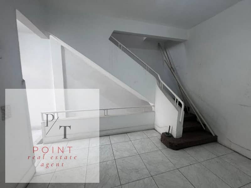 1000169528. jpg 1000169528. jpg