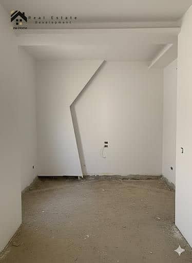 6 WhatsApp Image 2025-11-23 at 14.40. 55_2e10a2df. jpg