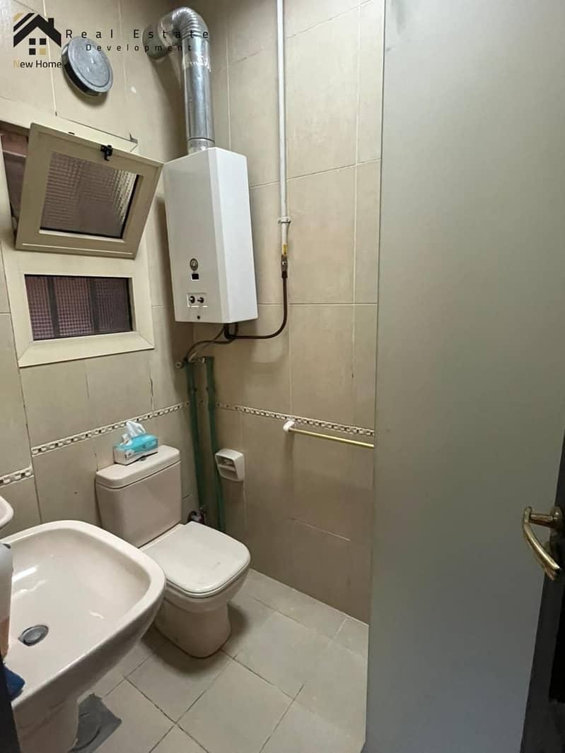 4 WhatsApp Image 2025-11-23 at 16.12. 44. jpeg