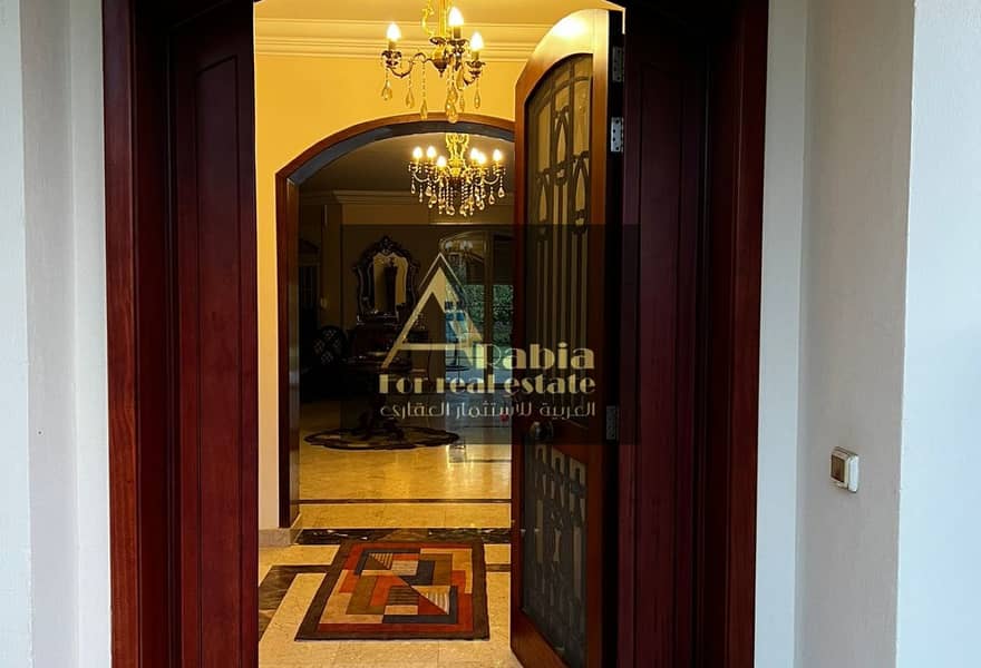 8 289c2259-f869-4a33-ab08-581c503f85bb. jpg