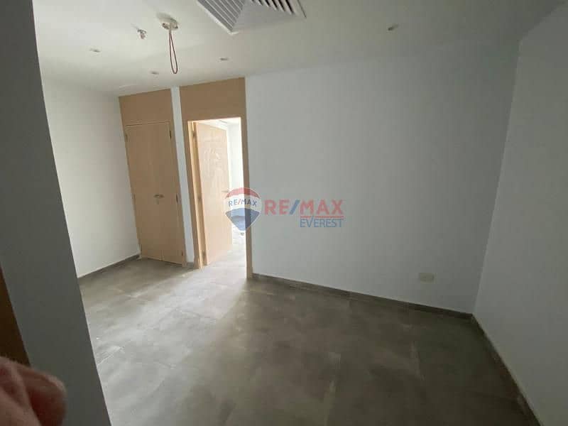 4 0b93e4ec-0a69-4186-8053-16ad6ded82ef. jfif. jpg