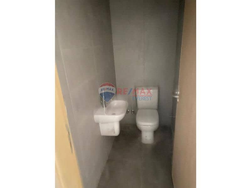 10 7020fcea-f799-4c0e-95e3-a751253aa3bc. jfif. jpg