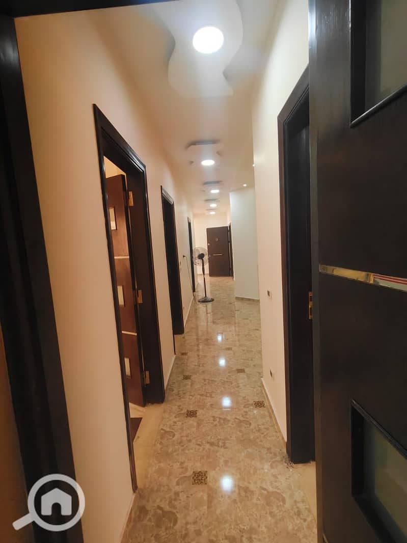 7 WhatsApp Image 2025-11-23 at 10.09. 29 PM. jpeg