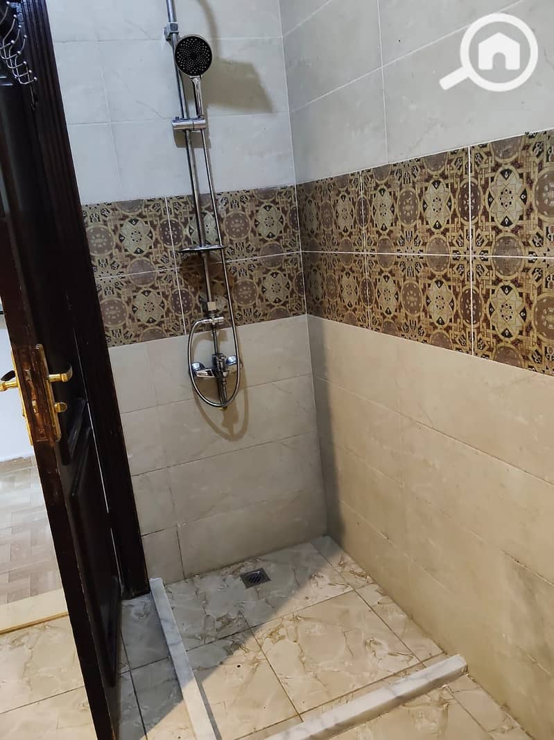 10 WhatsApp Image 2025-11-22 at 10.58. 08 PM. jpeg