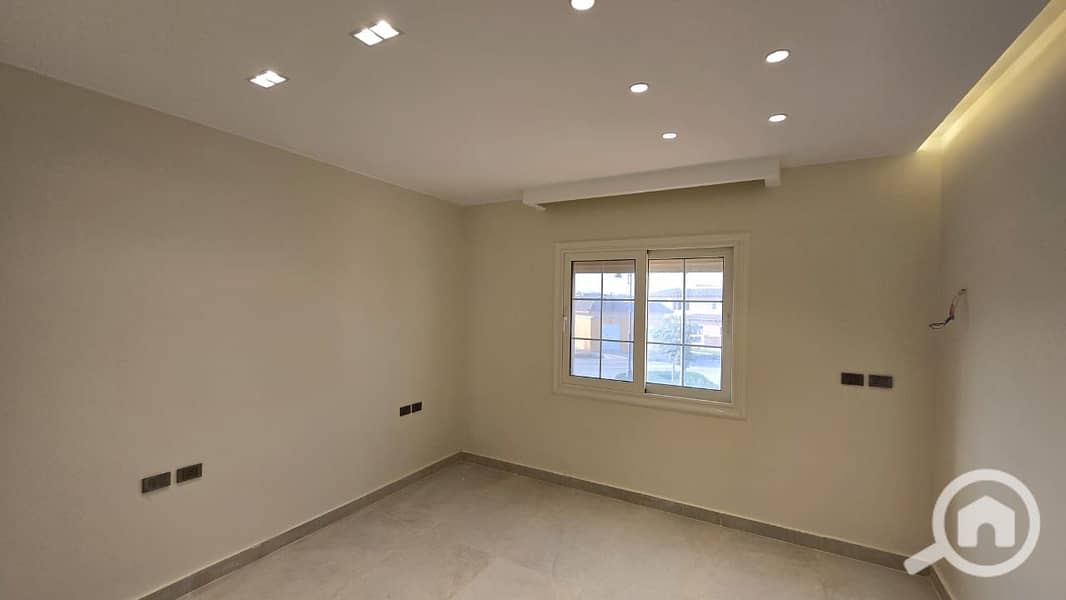 5 WhatsApp Image 2025-11-22 at 4.26. 49 PM (2). jpeg