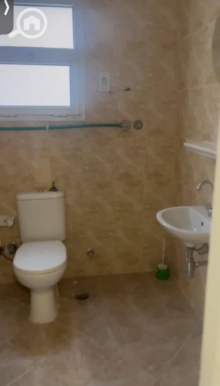 12 WhatsApp Image 2025-11-23 at 10.30. 40 PM (2). jpeg