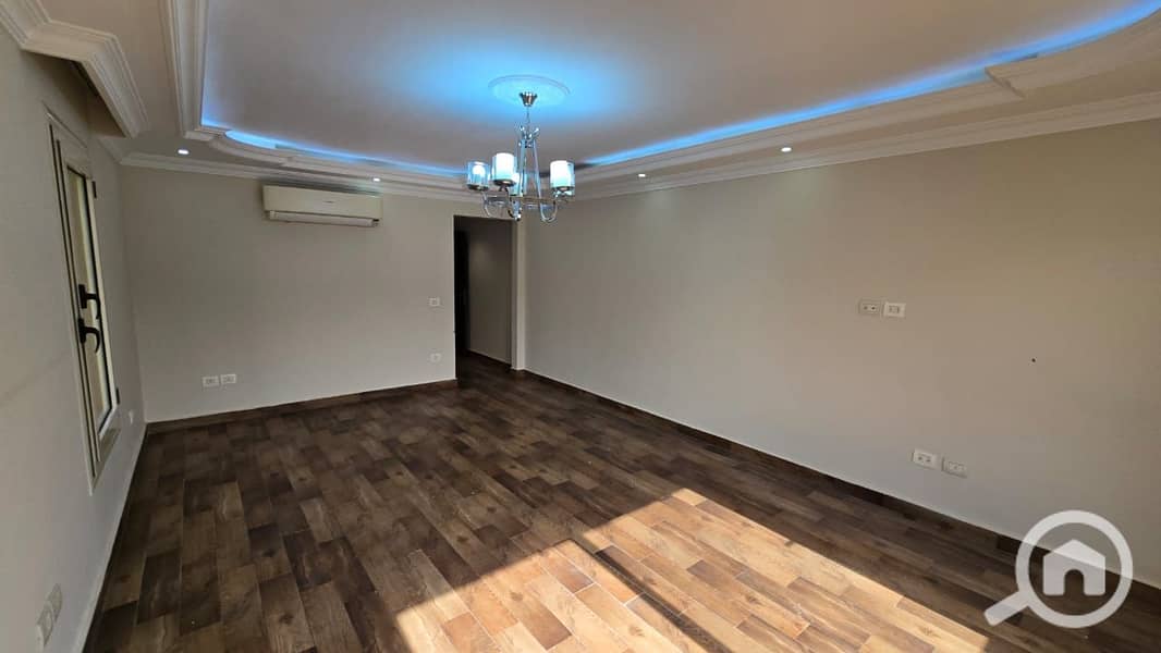 9 WhatsApp Image 2025-11-22 at 4.19. 52 PM (2). jpeg