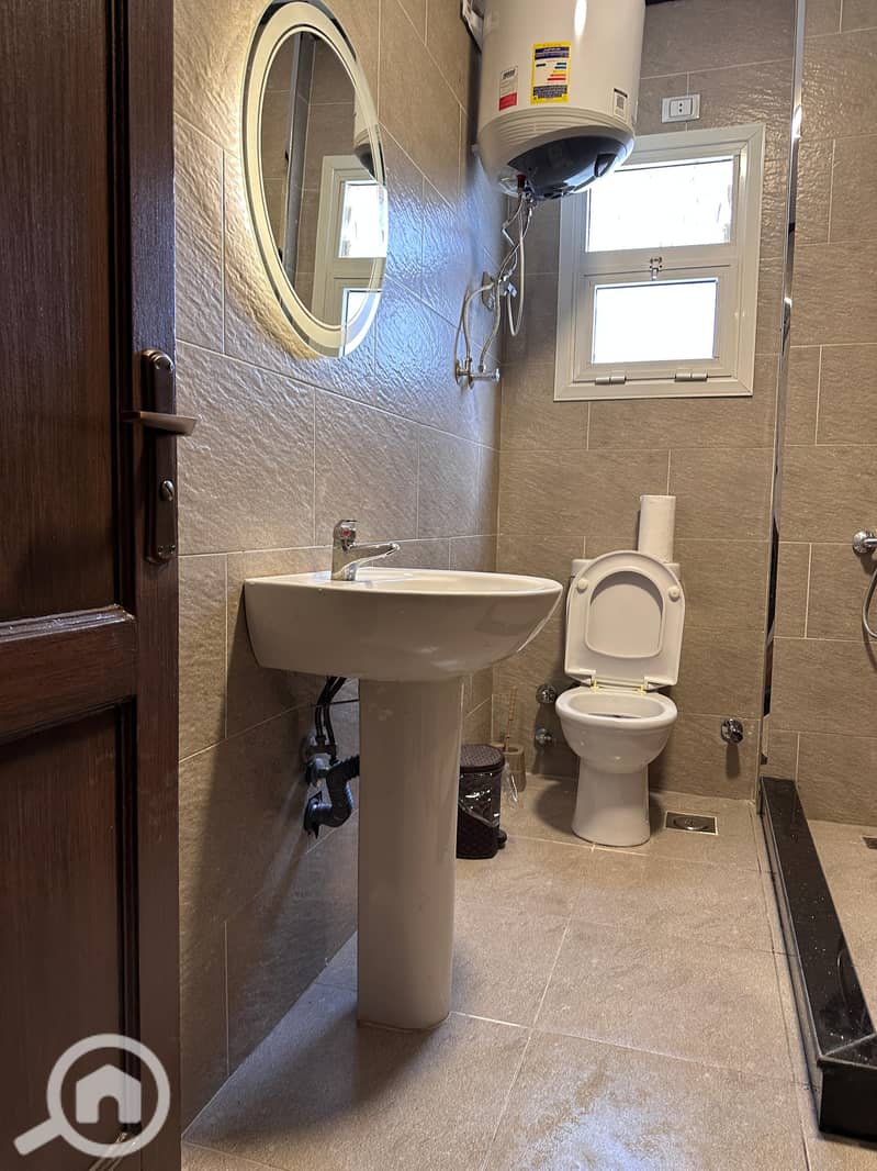 5 WhatsApp Image 2025-11-23 at 10.35. 05 PM. jpeg