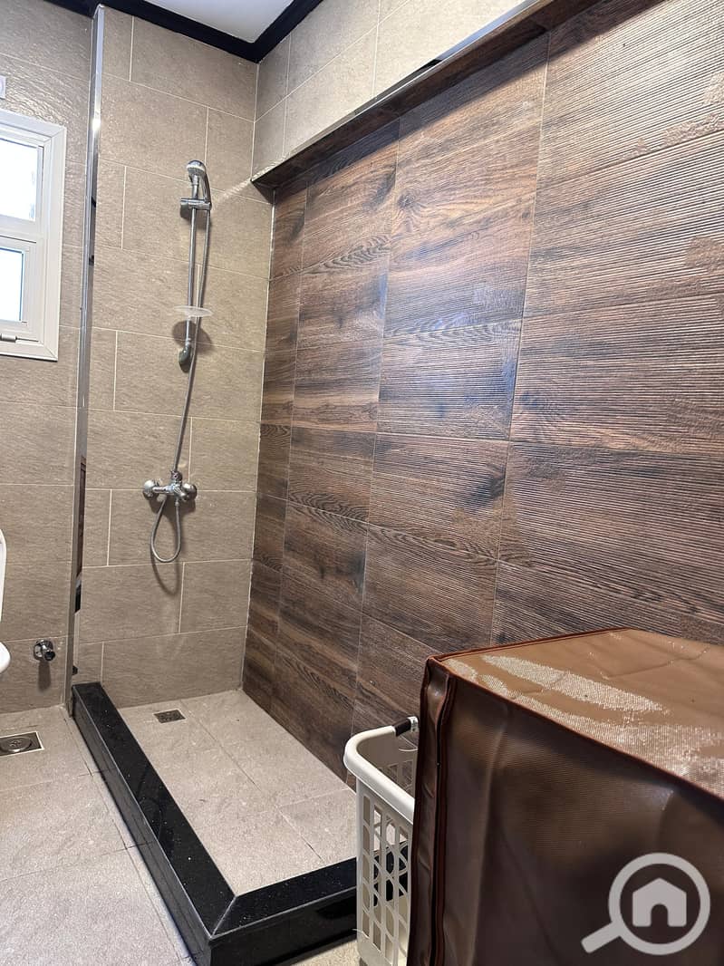 6 WhatsApp Image 2025-11-23 at 10.35. 06 PM (1). jpeg