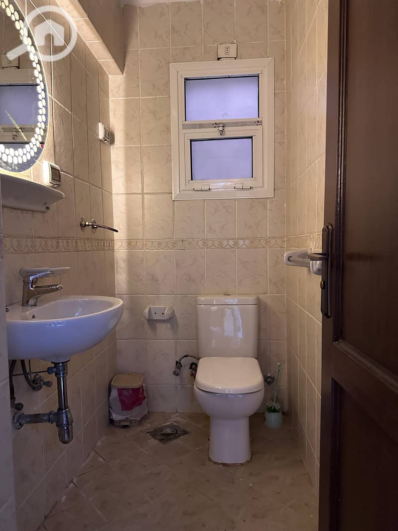 9 WhatsApp Image 2025-11-23 at 10.35. 06 PM. jpeg