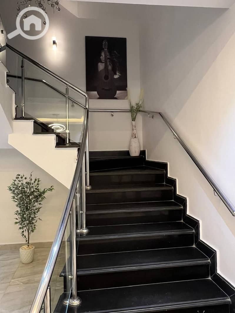 12 WhatsApp Image 2025-11-22 at 6.42. 10 PM (2). jpeg