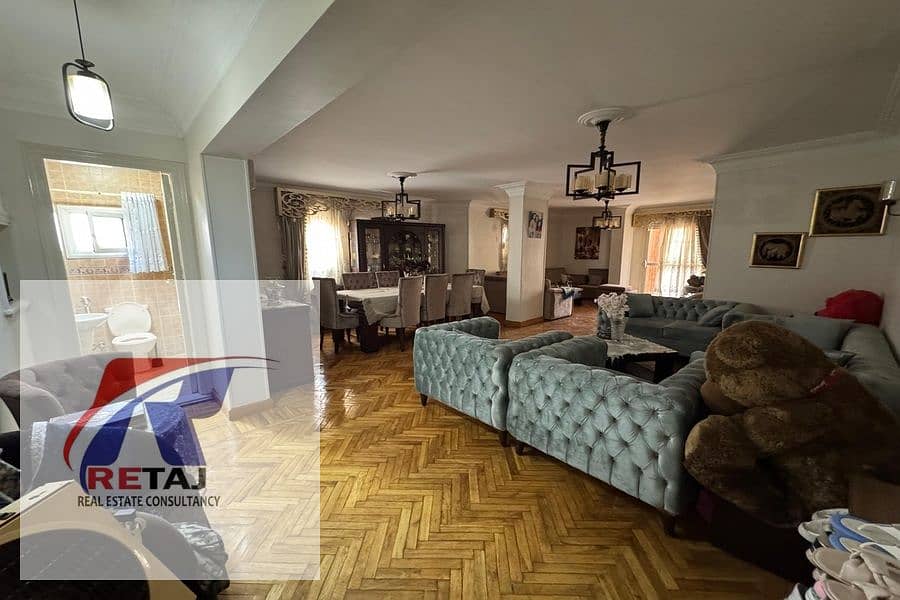 2 2bee52db-4d4f-40b9-aaf3-1b8f241186d1. jpg