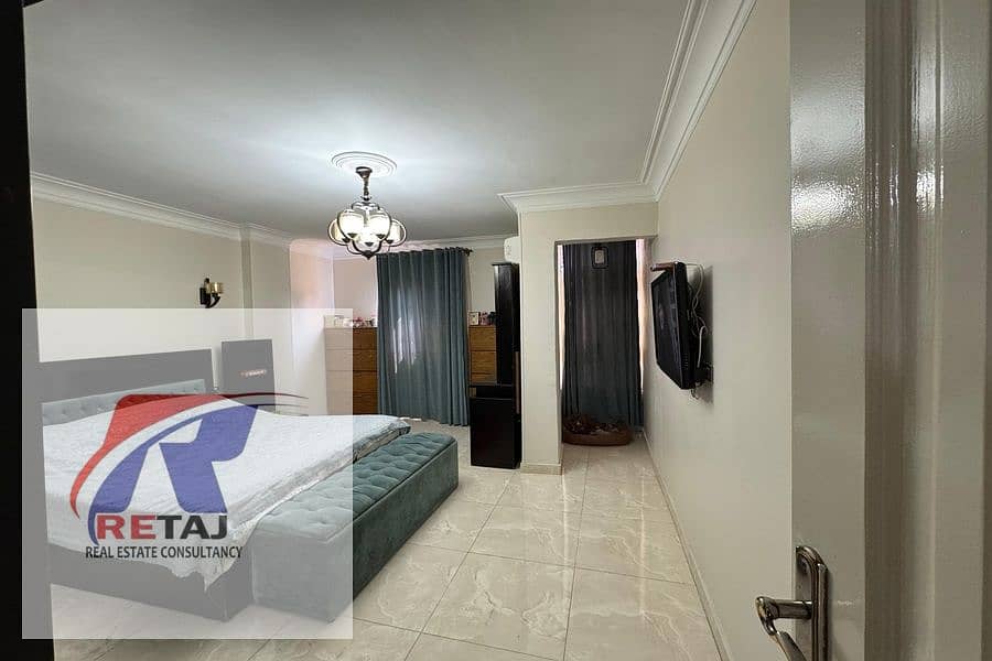 3 b8a179de-0b21-43a2-a34f-b6658dcb8359. jpg