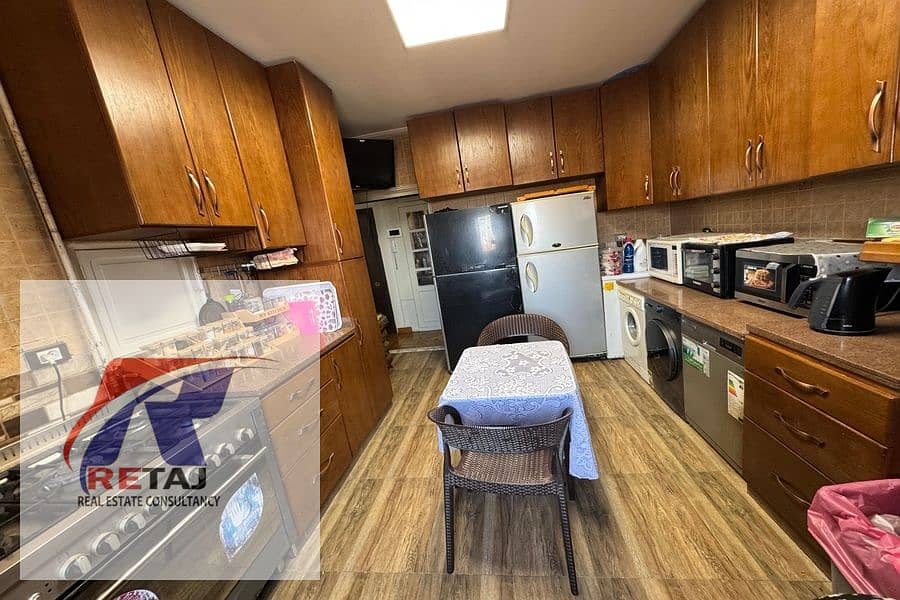 9 918b09fe-ff68-4319-bfe0-c3a3ad5a64ef. jpg