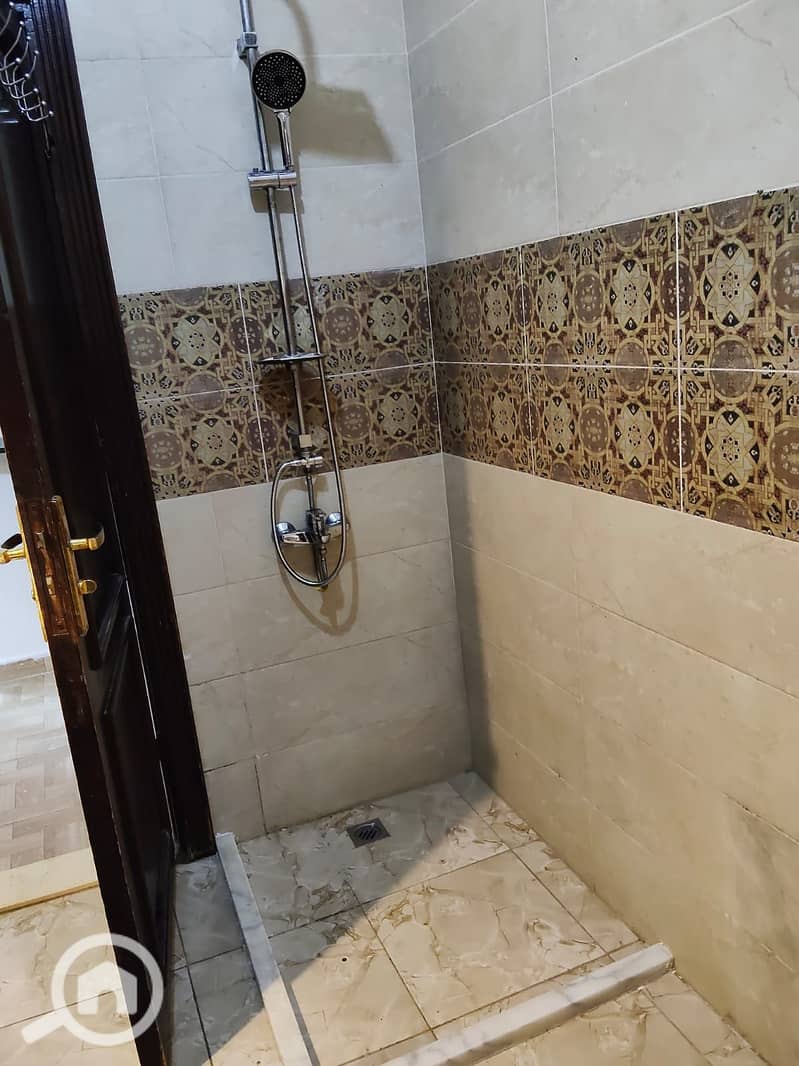 12 WhatsApp Image 2025-11-22 at 10.58. 08 PM. jpeg