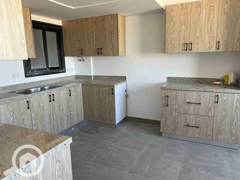 4 IMG-20251108-WA0018. jpg