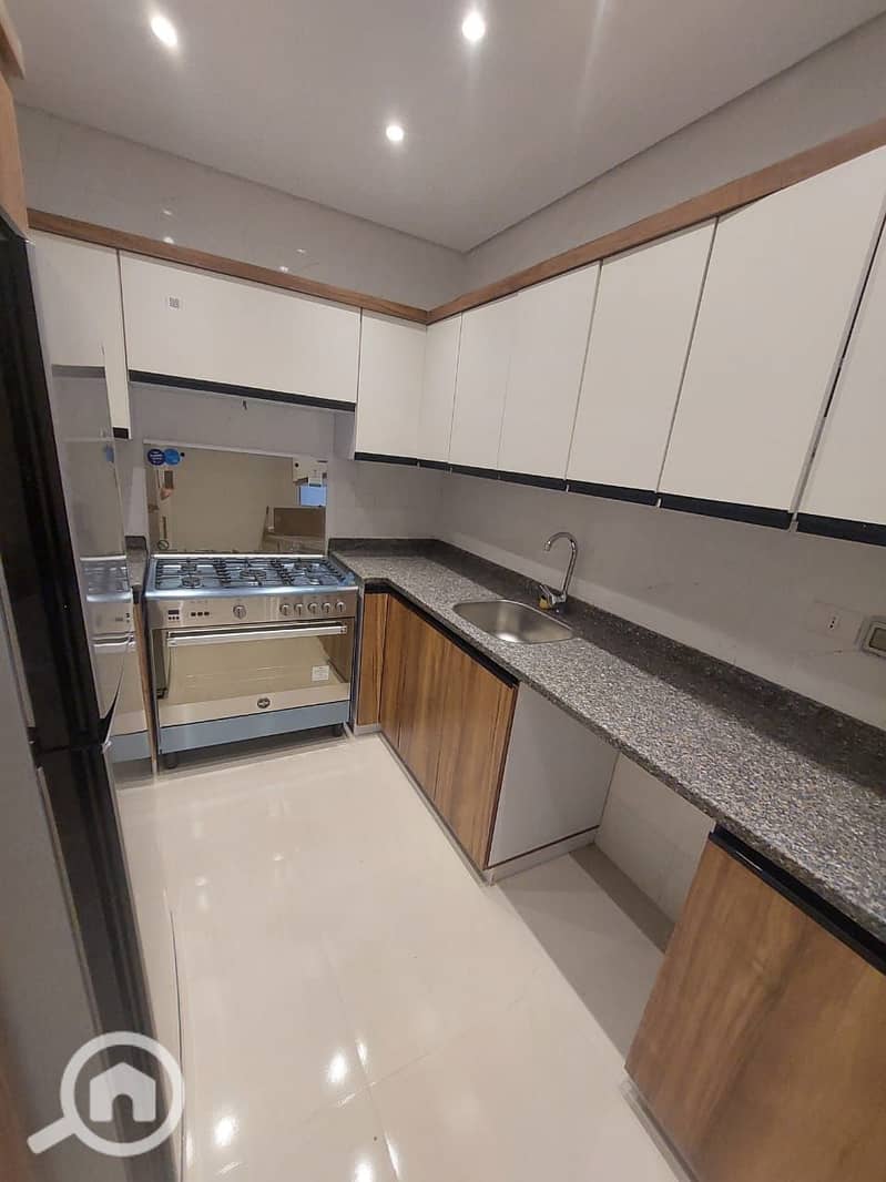 5 WhatsApp Image 2025-11-23 at 11.19. 55 PM. jpeg