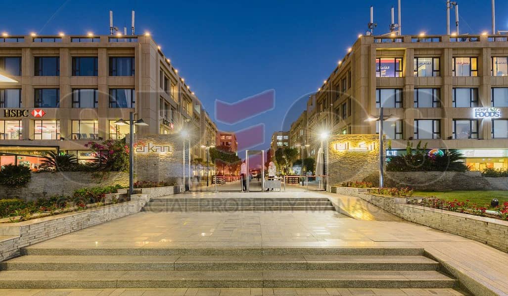 5 9805f7fe-268d-4789-8c9a-1975d8e7c945_lg. jpg