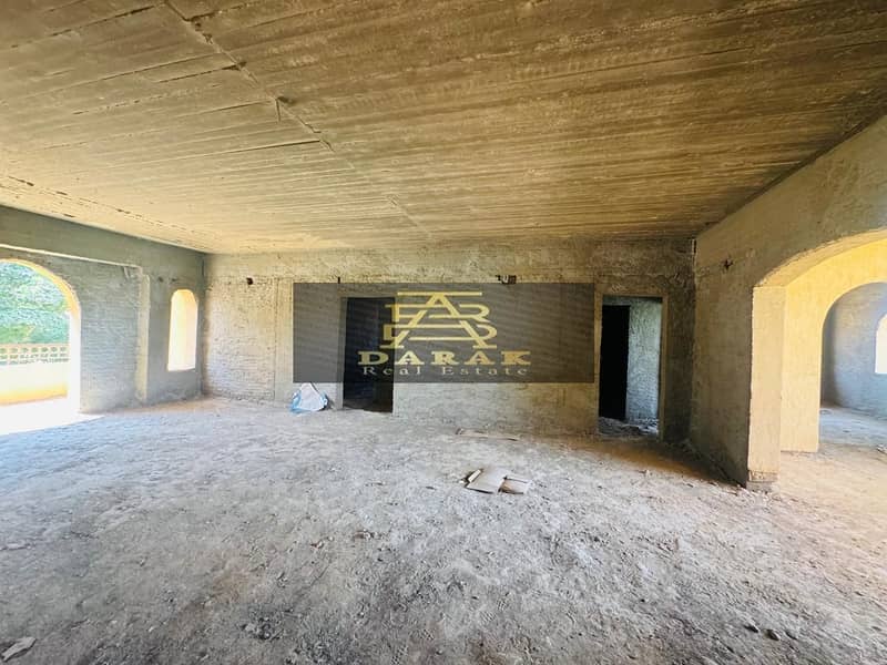 6 WhatsApp Image 2025-07-15 at 14.38. 08_3dba4048. jpg