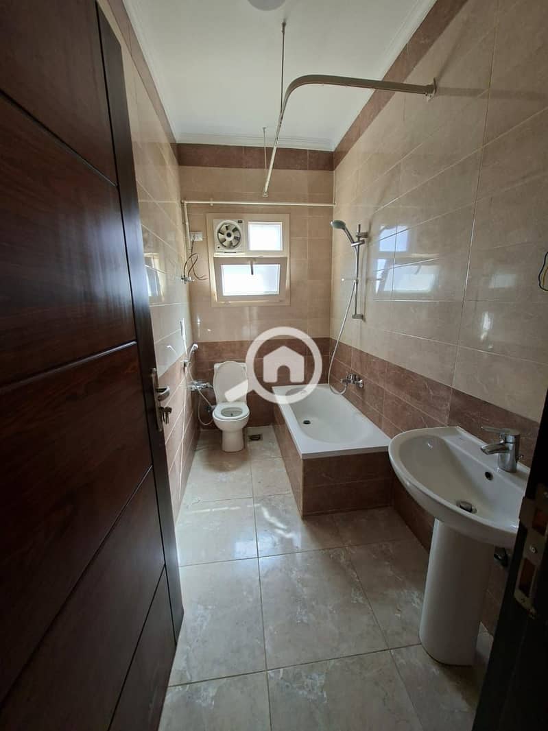 11 WhatsApp Image 2025-11-23 at 10.46. 51 PM. jpeg