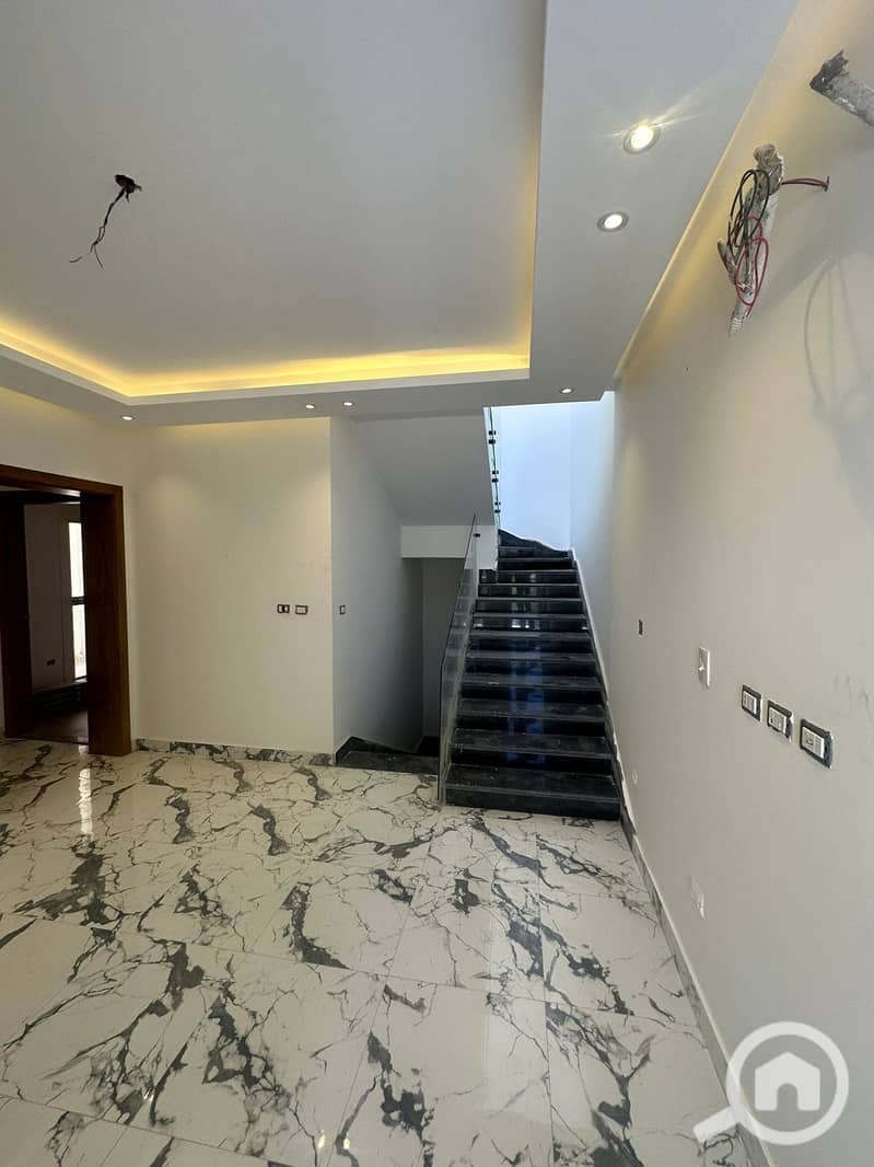 2 477e0067-6788-4a2c-8212-ca1614d27a75 - Copy. jpg