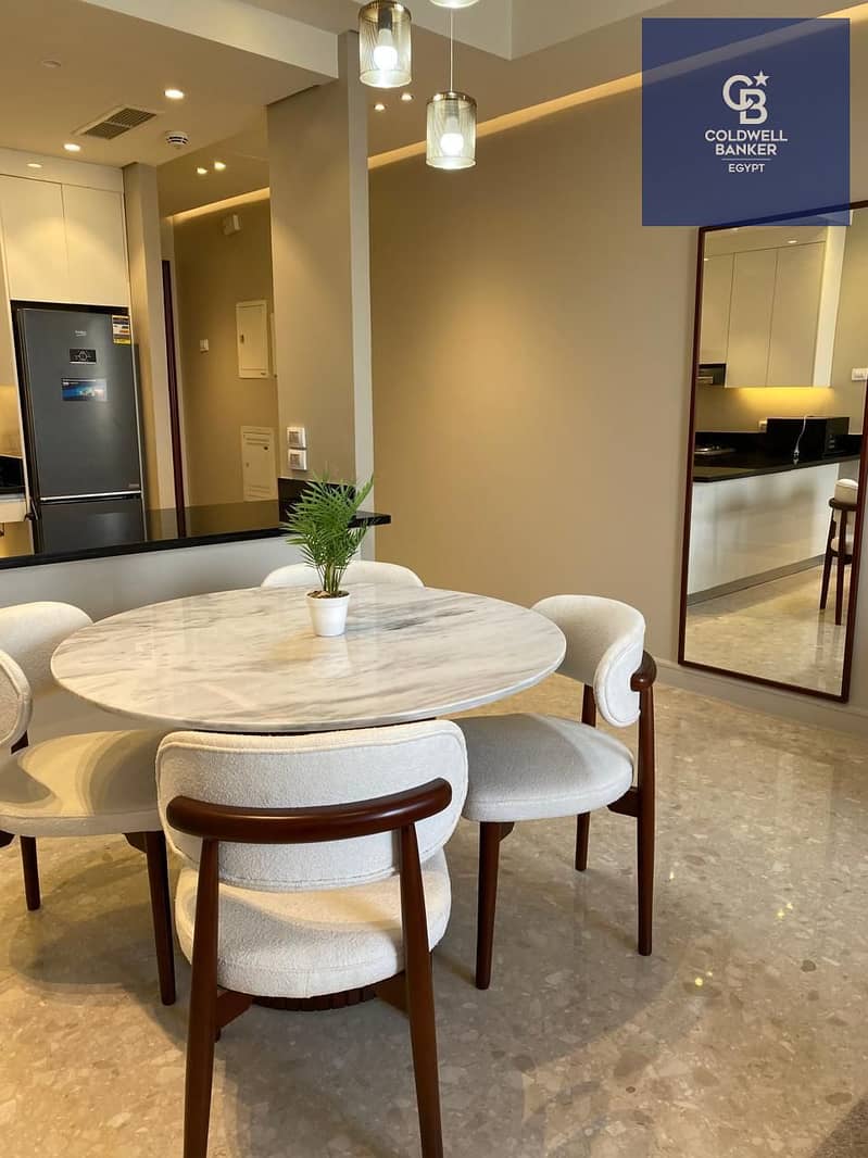 3 WhatsApp Image 2025-11-23 at 14.48. 35_64599117. jpg