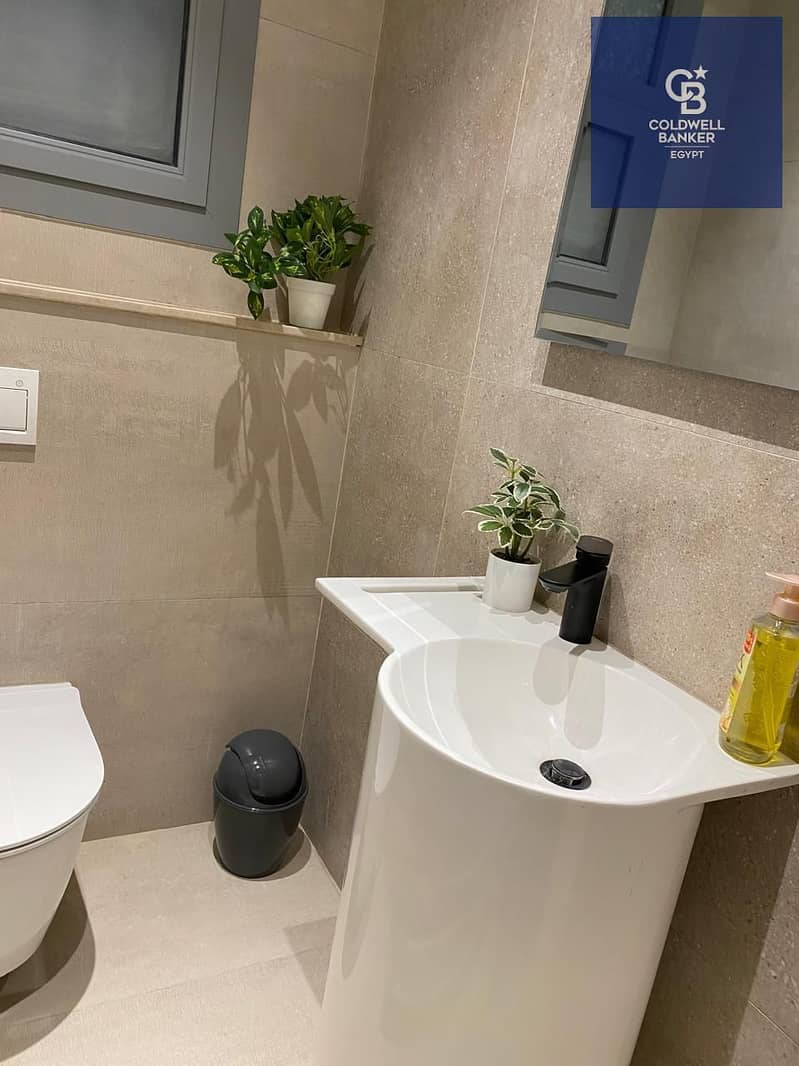 14 WhatsApp Image 2025-11-23 at 14.48. 36_646aa2c2. jpg