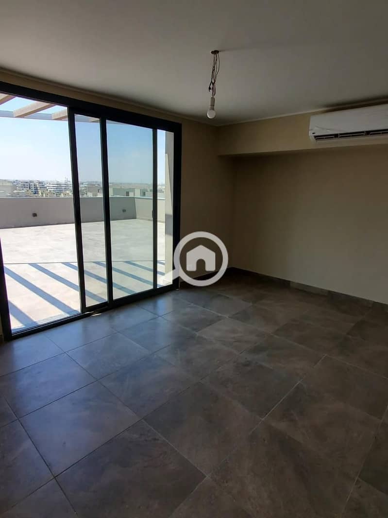 3 WhatsApp Image 2025-11-22 at 1.14. 56 PM (1). jpeg