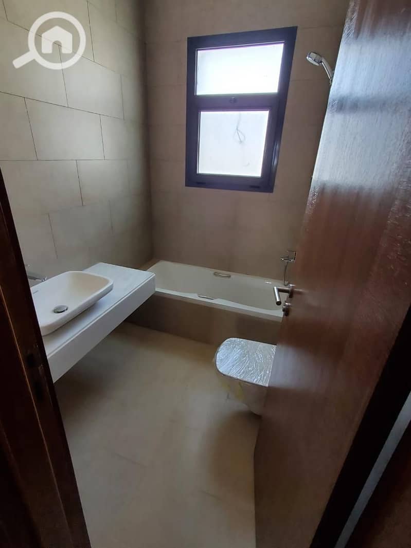 20 WhatsApp Image 2025-11-22 at 1.14. 45 PM. jpeg