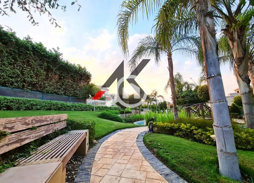 12 cc4c67f9-ddde-4c6e-a0b3-5fd686a71c45_InPixio. jpg